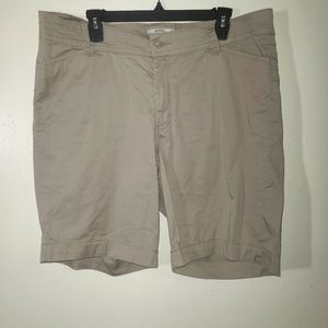 Khaki shorts